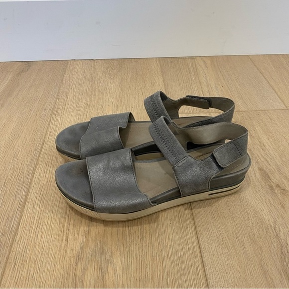 EILEEN FISHER SILVER SOMER PLATFORM SLINGBACK SANDALS SIZE 10 - Picture 3 of 5